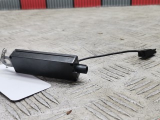 Усилитель антенны, ориг. номер A1698200489, Mercedes A W169 2004-2008