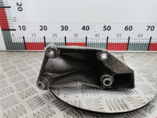 Кронштейн двигателя, ориг. номер 8D0199307P, 8D0199305A, Audi A4 1999-2001