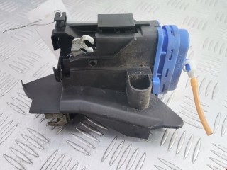 Замок двери задней правой Audi A4 1994-1999, седан, 8D0839016A