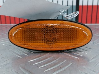 Повторитель передний левый, Mazda Demio 1996-1999