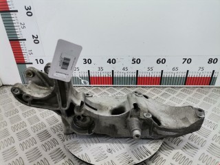 Кронштейн генератора Volvo S40 2000-2004, дизель