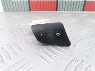 Кнопка центрального замка Volkswagen Passat 2005-2010, универсал, левый руль, 3C0962126
