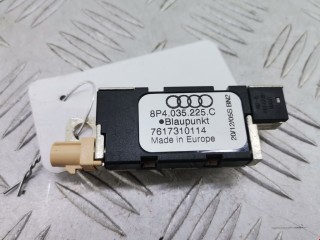 Усилитель антенны Audi A3 2008-2013, 8P4035225C