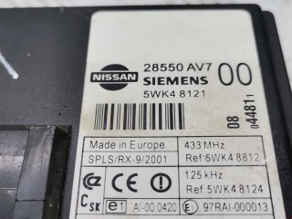 Блок комфорта, ориг. номер 28185BA021, Nissan Primera 2001-2008