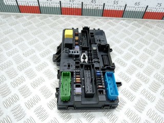 Блок реле, ориг. номер 13181278, 5DK00866931, Opel Astra 1998-2009