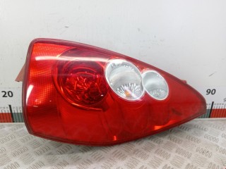 Фонарь задний правый Mazda 5 2002-2009, C23551150