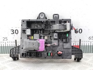 Блок предохранителей Opel Astra 2006-2014, 13302300