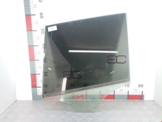 Стекло двери задней левой BMW X3 E83 2003-2006, внедорожник 5 дв., левый руль, 51333332311
