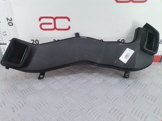 Воздуховод Volvo V50 2003-2007