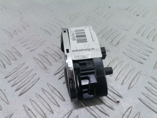 Кнопка стеклоподъемника, ориг. номер A2118218651, 501898, Mercedes E W211 2002-2006