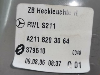 Фонарь крышки багажника правый, ориг. номер A2118203064, Mercedes E W211 2002-2006