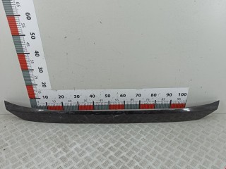 Молдинг крышки багажника, ориг. номер 768242130, Toyota RAV4 2010-2016