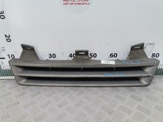 Заглушка (решетка) в бампер Opel Kadett 1984-1991, универсал