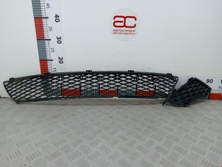 Заглушка (решетка) в бампер Mazda 6 2005-2008, седан, GJ6A501T1