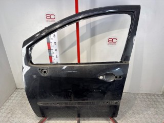 Дверь передняя левая Renault Modus 2004-2007, хетчбэк 5 дв., 801019830R