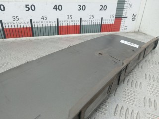 Молдинг крышки багажника, ориг. номер 8200251144, 8200205570, Renault Megane 2002-2006