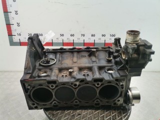 Блок цилиндров Opel Zafira 2005-2008, бензин, 93175835