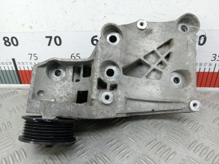 Кронштейн компрессора кондиционера, ориг. номер 55582510, Opel Insignia 2008-2013