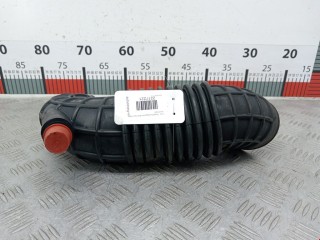 Патрубок воздушного фильтра Audi A4 2004-2009, дизель, 8E0129615Q