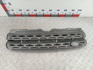 Решетка радиатора Land Rover Evoque 2011-2015, АКПП, LR076020