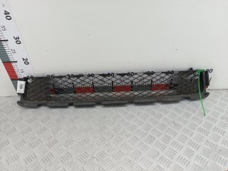 Заглушка (решетка) в бампер Mitsubishi ASX 2016-2020, внедорожник 5 дв., 6402A218