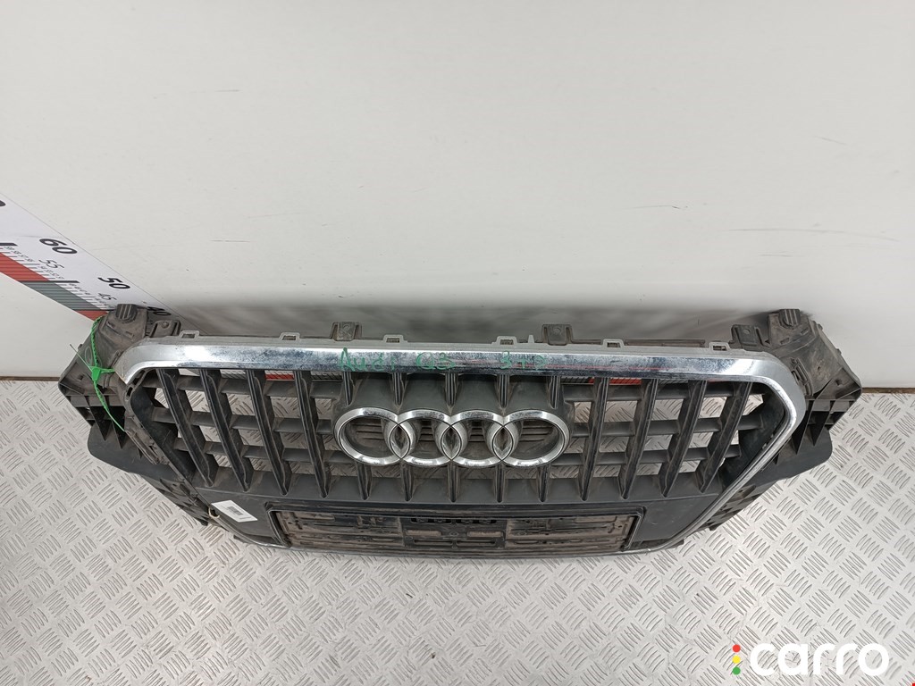 8U0853653H Решетка радиатора Audi Q3 2014г. - фото №5