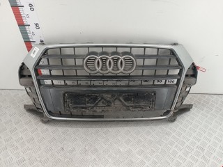 Решетка радиатора Audi Q3 2014-2018, АКПП, 8U0853653M