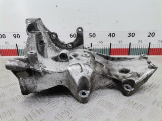 Кронштейн генератора, ориг. номер 06D903143D, Audi A4 2000-2006