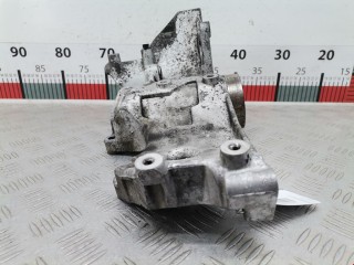 Кронштейн генератора, ориг. номер 06D903143D, Audi A4 2000-2006