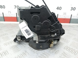 Замок двери передней правой, ориг. номер 690300D150, Toyota Yaris 2005-2009