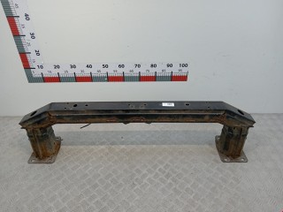 Усилитель бампера переднего Land Rover Freelander 2003-2006, внедорожник 5 дв., LR005532