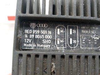 Блок реле, ориг. номер 8E0959501D, 8E0959501N, Audi A4 2000-2006