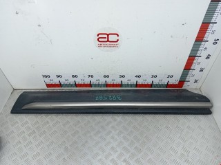 Молдинг двери передней правой Land Rover Evoque 2011-2015, BJ3221064AD