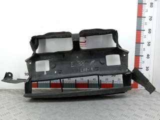 Воздухозаборник BMW 7 E38 1998-2001, АКПП, 51718125966