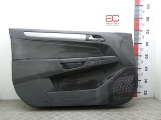 Обшивка двери передней левой (дверная карта) Opel Vectra 2002-2005, универсал, левый руль, 13168831