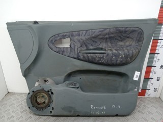 Обшивка двери передней правой (дверная карта), ориг. номер 7700431161, Renault Scenic 1999-2003
