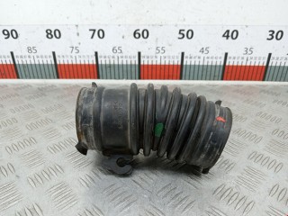 Патрубок воздушного фильтра, ориг. номер L813132213, L81313221A, Mazda 6 2002-2005