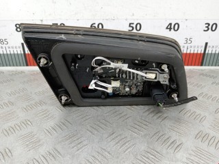 Фонарь крышки багажника правый, ориг. номер 1006006-00-B, Tesla Model S 2012-2016