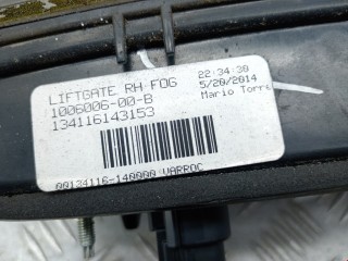 Фонарь крышки багажника правый, ориг. номер 1006006-00-B, Tesla Model S 2012-2016