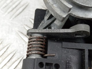 Ручка крышки багажника, ориг. номер 32409606, A2107660043, Mercedes E W210 1999-2002