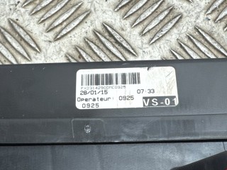 Блок предохранителей, ориг. номер 8X2T14A003AB, DX2314B476AG, Jaguar XF 2011-2015