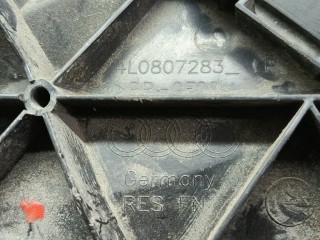 Кронштейн (крепление) переднего бампера, ориг. номер 4L0807284, Audi Q7 2005-2009