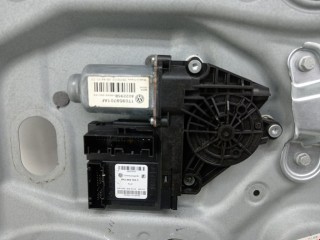 Стеклоподъемник передний правый, ориг. номер 1T2837730BF, Volkswagen Touran 2010-2015