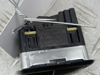 Кнопка стеклоподъемника, ориг. номер A2049058202, 10075077, Tesla Model S 2012-2016