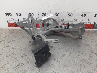 Кронштейн радиатора Mercedes C W205 2014-2018, АКПП, A2056225300