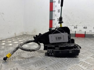 Замок двери передней левой Mercedes C W205 2014-2018, седан, A2220063999