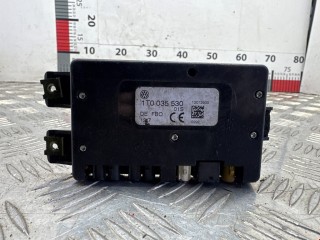 Усилитель антенны, ориг. номер 1T0035530, Volkswagen Touareg 2002-2007