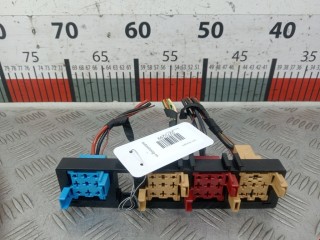 Блок реле, ориг. номер 7N0937503, 7N0937503A, Volkswagen Touran 2010-2015
