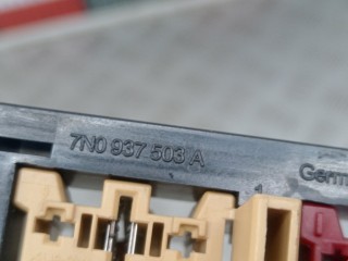 Блок реле, ориг. номер 7N0937503, 7N0937503A, Volkswagen Touran 2010-2015