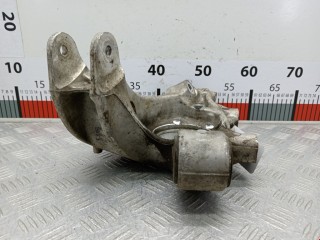Кулак задний левый, ориг. номер 7P0505435B, Volkswagen Touareg 2010-2014